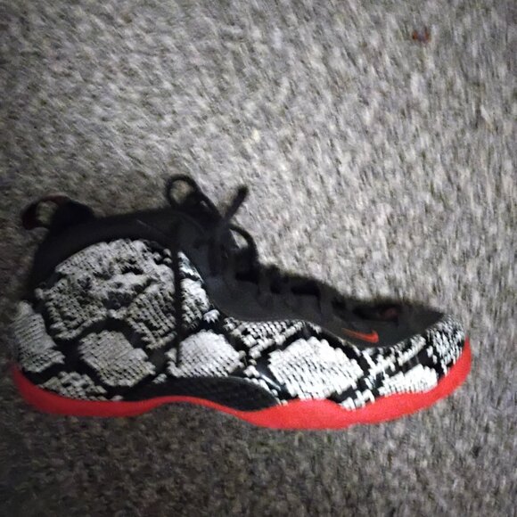 Nike Air snakeskin Foamposite-used size 16 - Picture 4 of 5